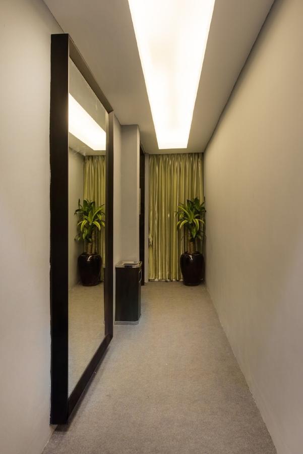 Shwe Pyi San Yar Hotel Yangon Exteriör bild