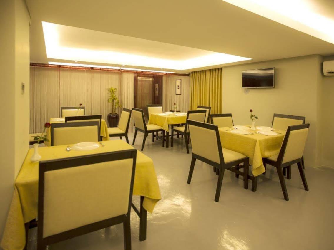 Shwe Pyi San Yar Hotel Yangon Exteriör bild